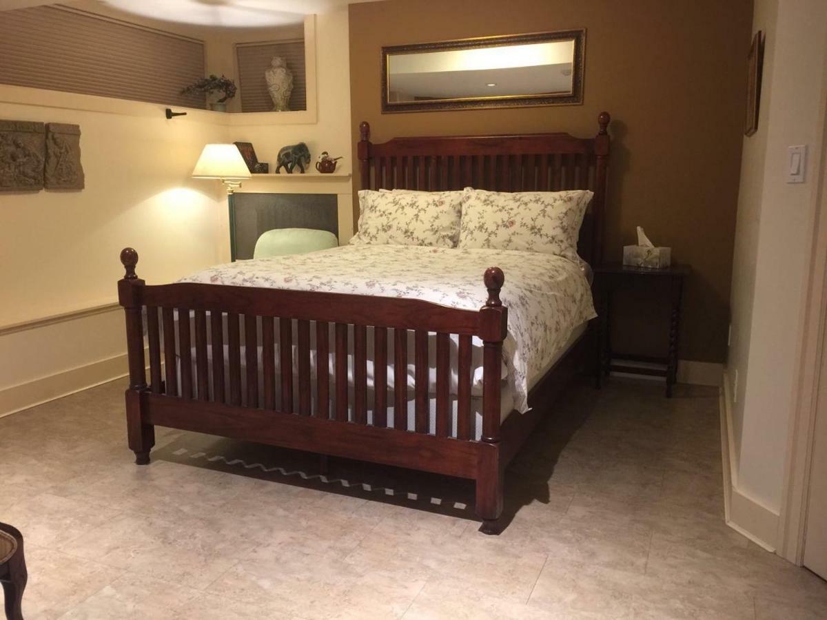 ビーコンズフィールド ベッド ＆ ブレックファースト ビクトリア Bed & Breakfast エクステリア 写真