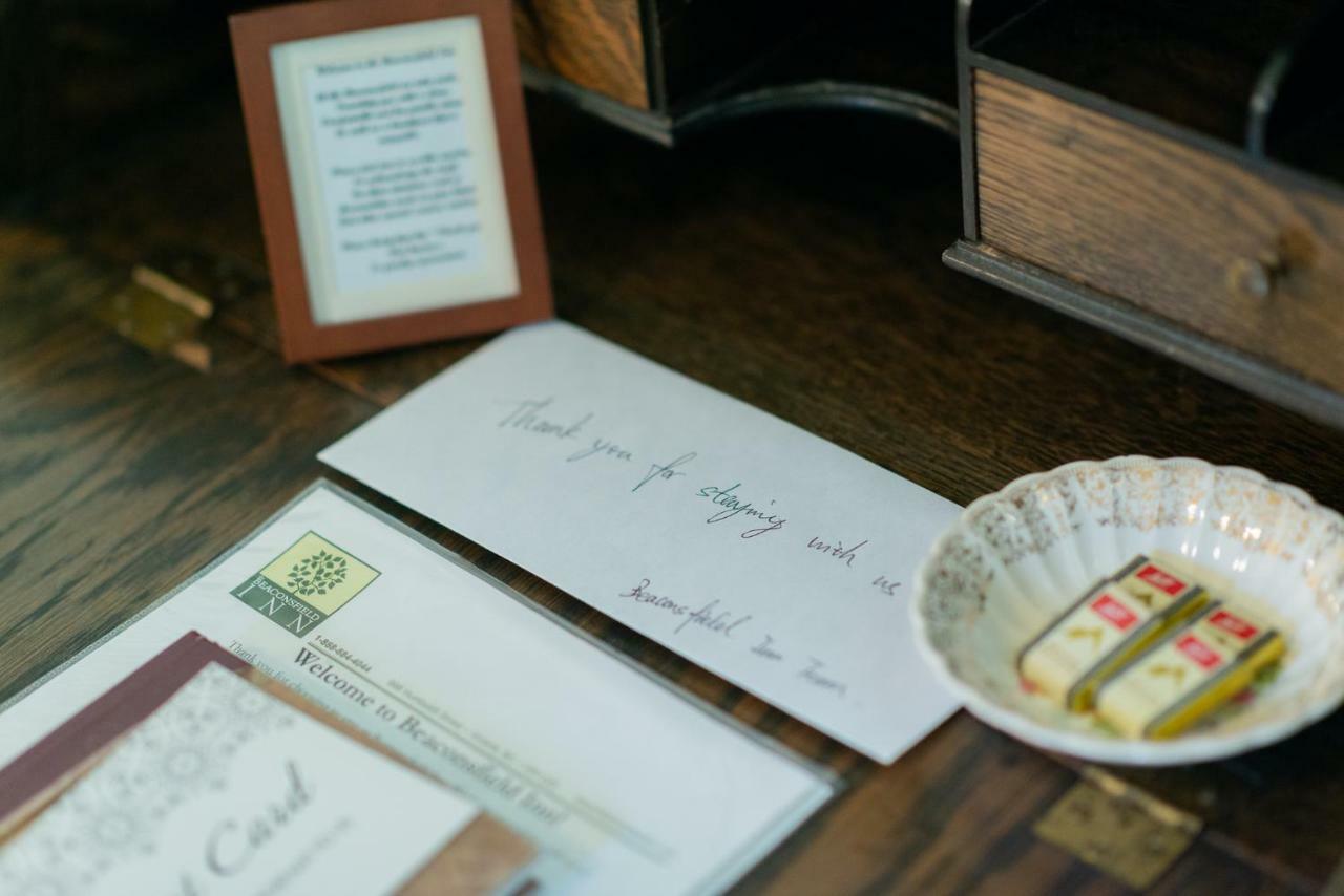 ビーコンズフィールド ベッド ＆ ブレックファースト ビクトリア Bed & Breakfast エクステリア 写真